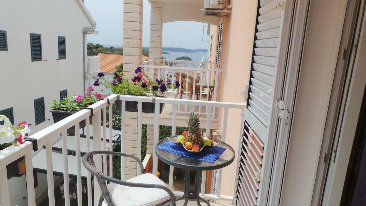 Villa Vera フヴァル エクステリア 写真